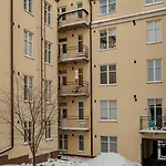 Very Cental Scandic With Balcony Apartman