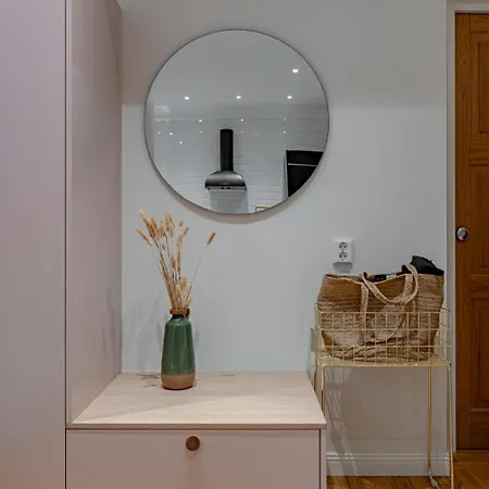Apartman Very Cental Scandic With Balcony