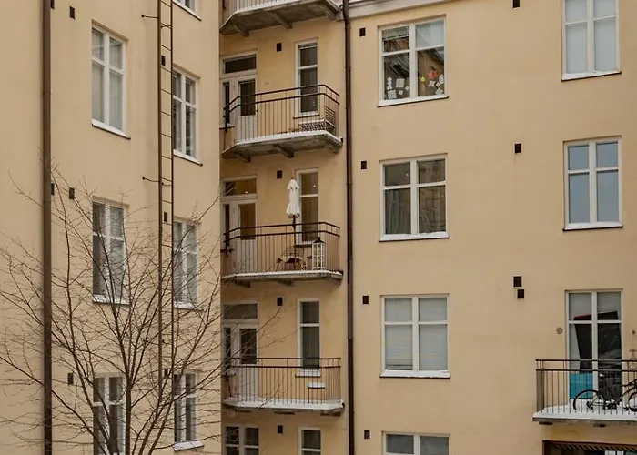 Very Cental Scandic With Balcony Apartment