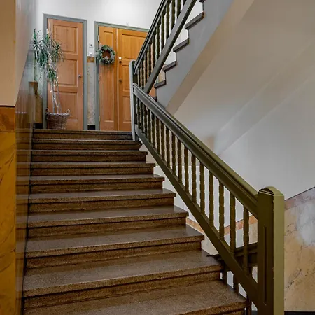 Very Cental Scandic With Balcony *